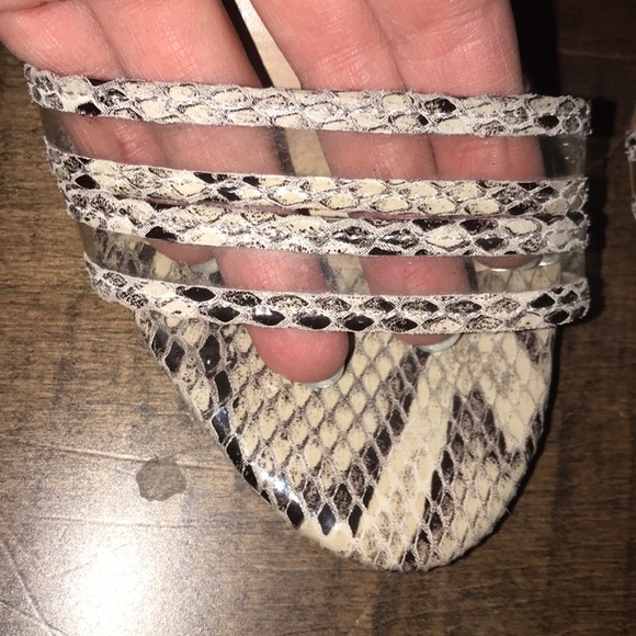 Jessica Simpson Heels - Picture 3 of 6